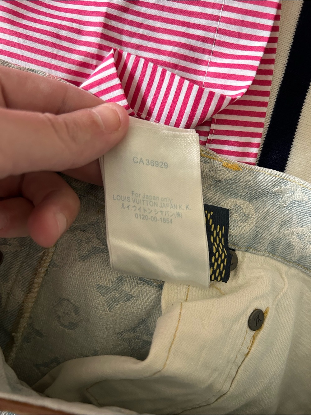 Louis Vuitton Monogram Women’s Jeans - Picture 9 of 12